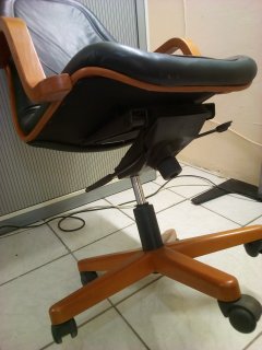 Fauteuil de bureau avec repose-pieds